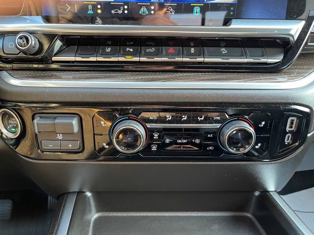 Used 2025 Chevrolet Silverado 2500 LT w/ Trail Boss Package image 12