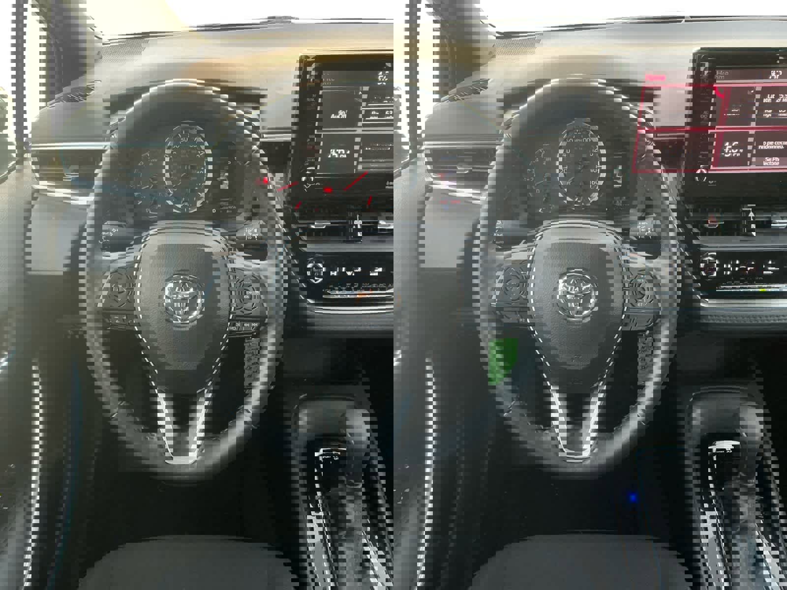 Used 2022 Toyota Corolla SE w/ Carpet Mat Package (TMS) image 12