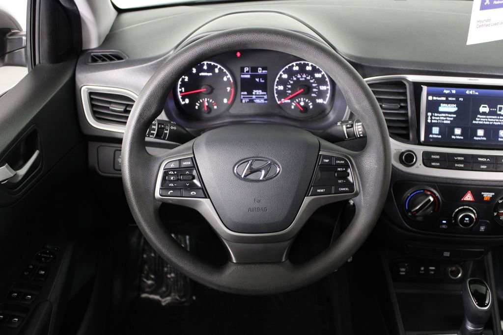 Certified 2022 Hyundai Accent SEL FWD image 10