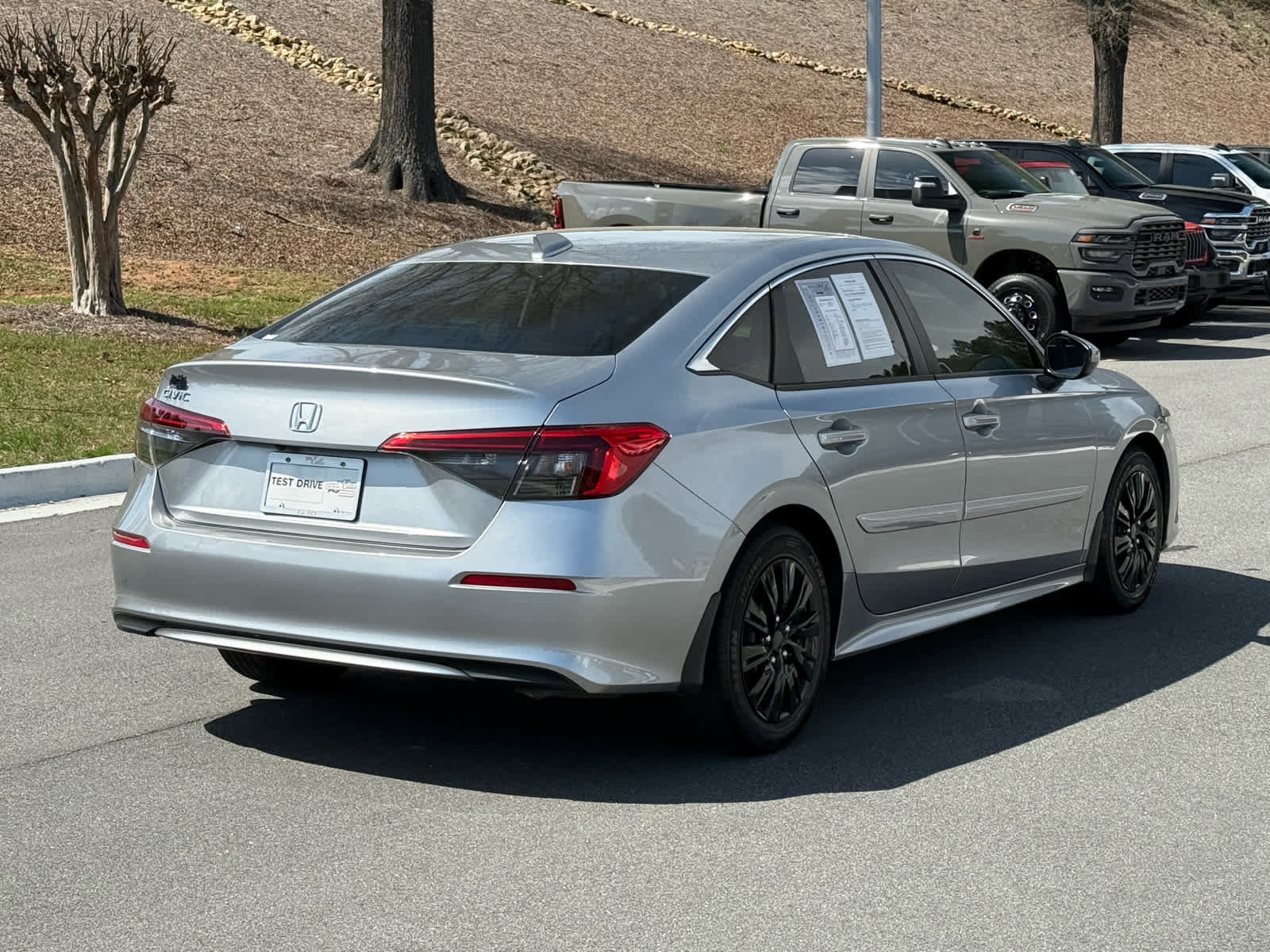 Used 2023 Honda Civic LX image 5