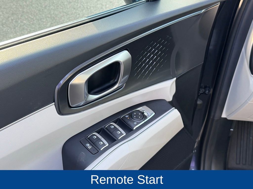 Used 2025 Kia Sorento EX image 10