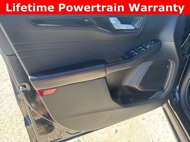 Used 2025 Ford Escape ST-Line AWD/4WD image 21