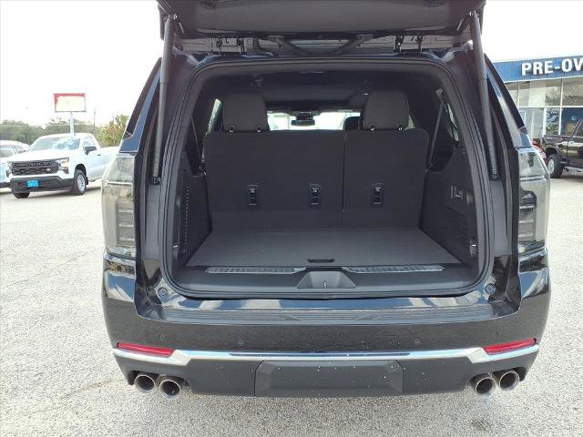 New 2026 Chevrolet Suburban Premier w/ Sun And Tow Package image 15