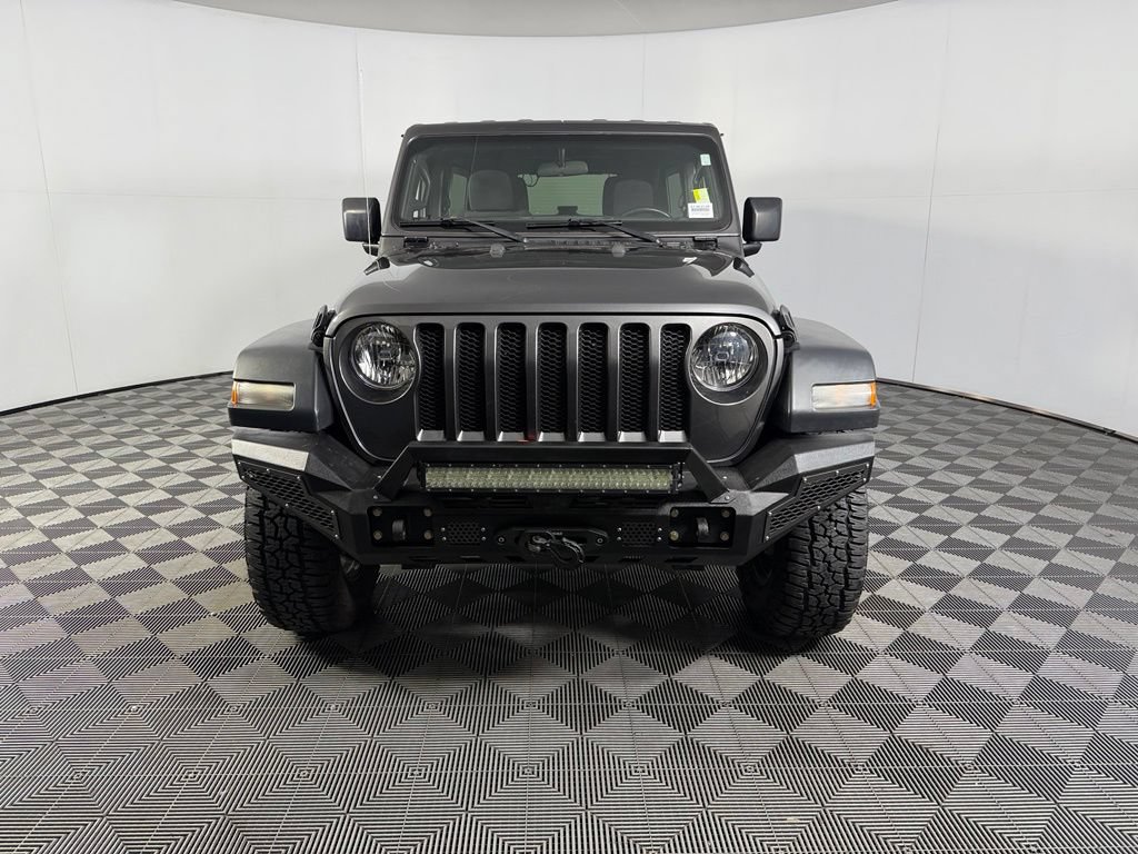 Used 2018 Jeep Wrangler Unlimited Sport S AWD/4WD image 3