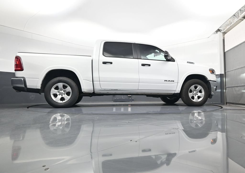 Used 2025 RAM 1500 Big Horn AWD/4WD image 24