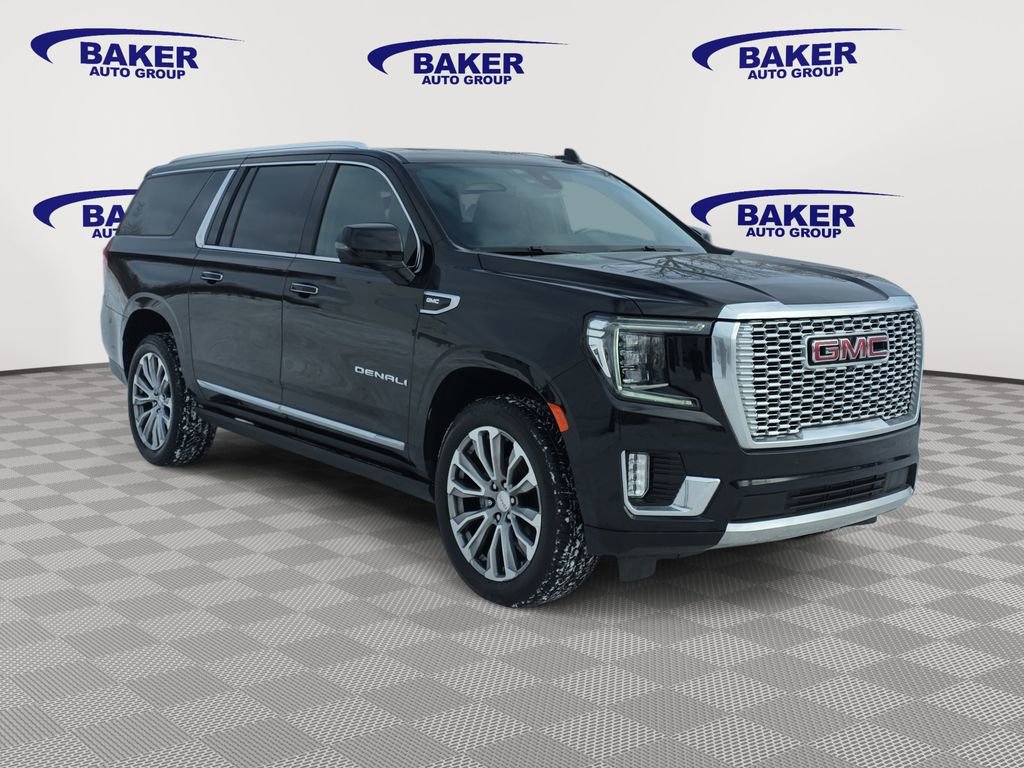Used 2022 GMC Yukon XL Denali image 3