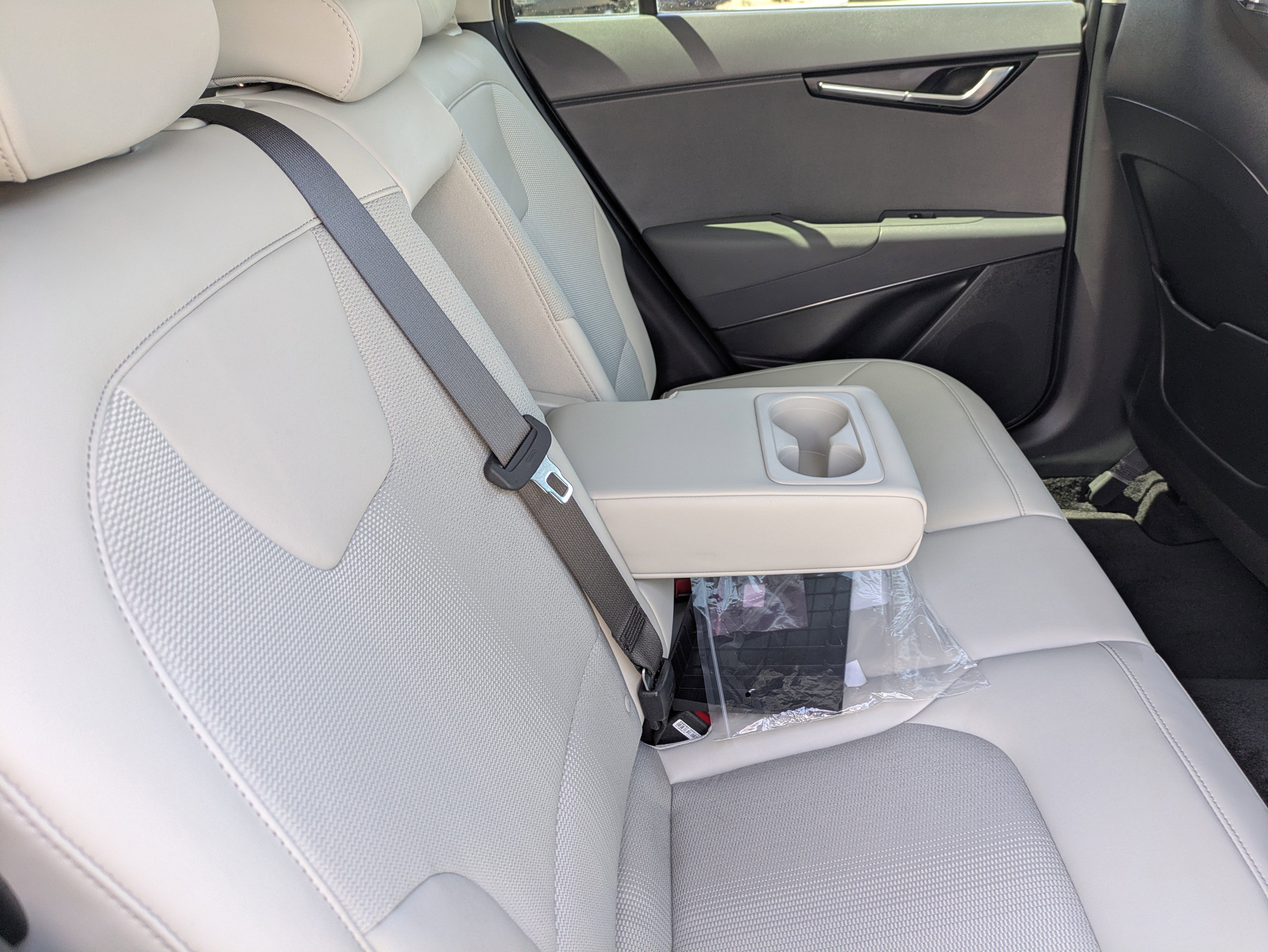 Certified 2025 Kia Niro EX FWD image 14
