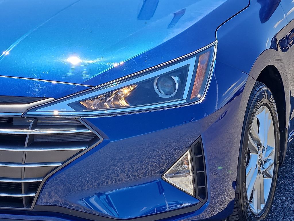 Used 2020 Hyundai Elantra SEL w/ Winter Weather Package FWD image 7
