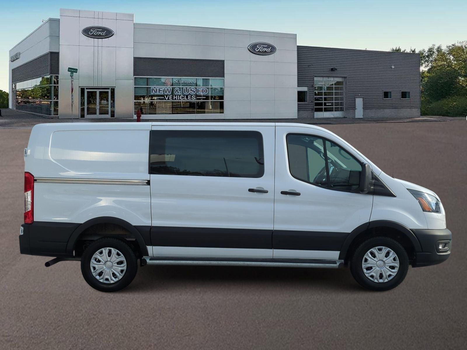 Used 2024 Ford Transit 250 Low Roof w/ Exterior Upgrade Package image 12