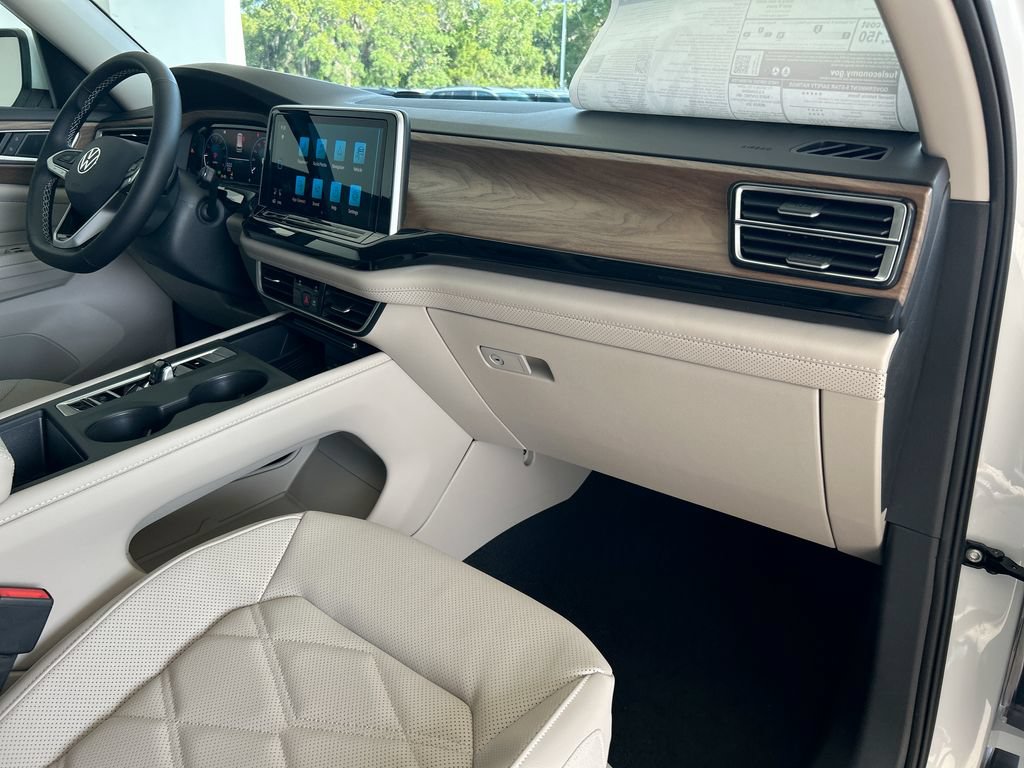 New 2026 Volkswagen Atlas SE FWD image 30