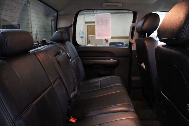 Used 2014 GMC Sierra 3500 SLE w/ SLE Preferred Package AWD/4WD image 12