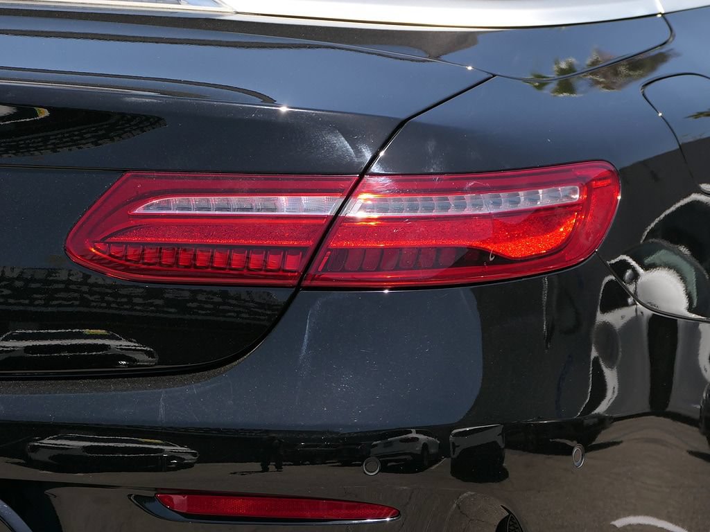 Used 2020 Mercedes-Benz E 450 Cabriolet image 4