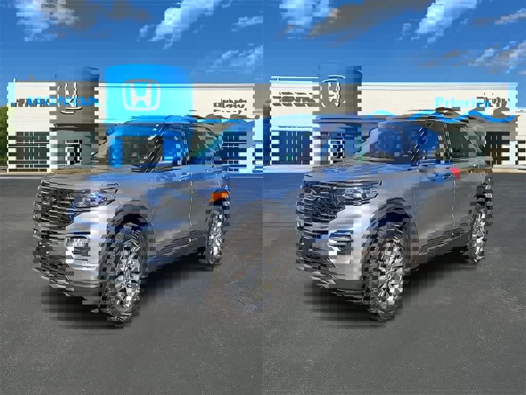 Used 2021 Ford Explorer XLT w/ Equipment Group 202A