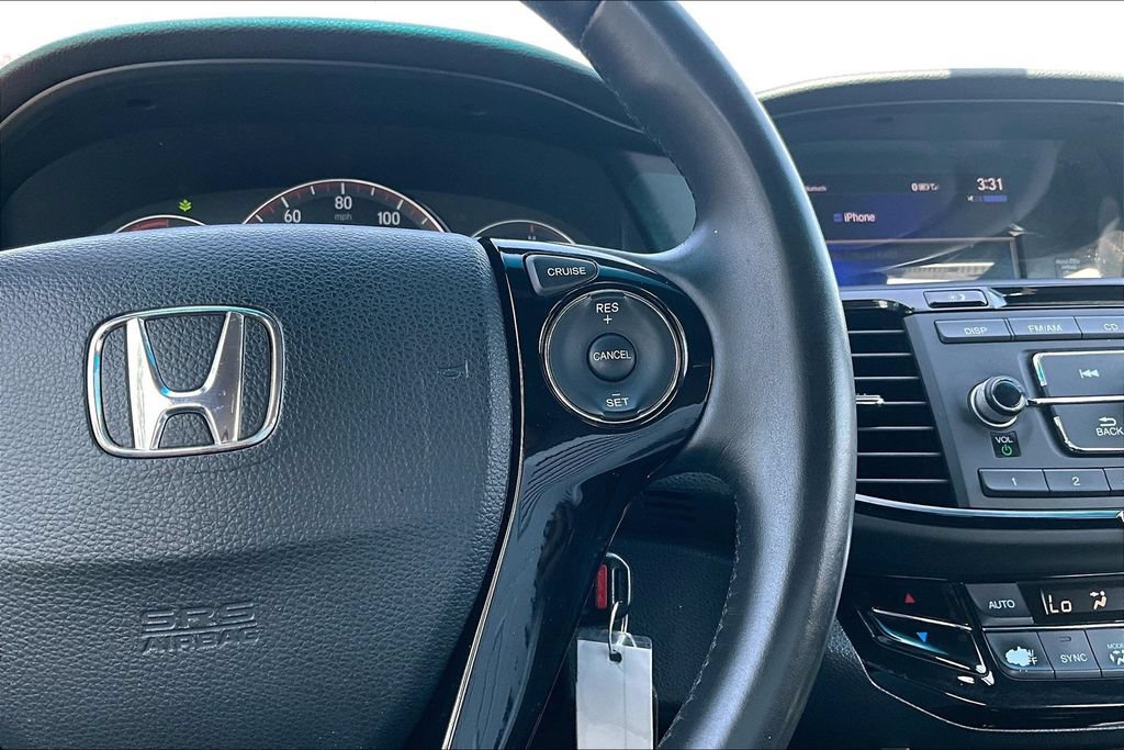 Used 2016 Honda Accord Sport image 10