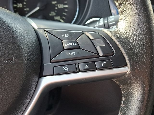 Used 2020 Nissan Rogue SV AWD/4WD image 22