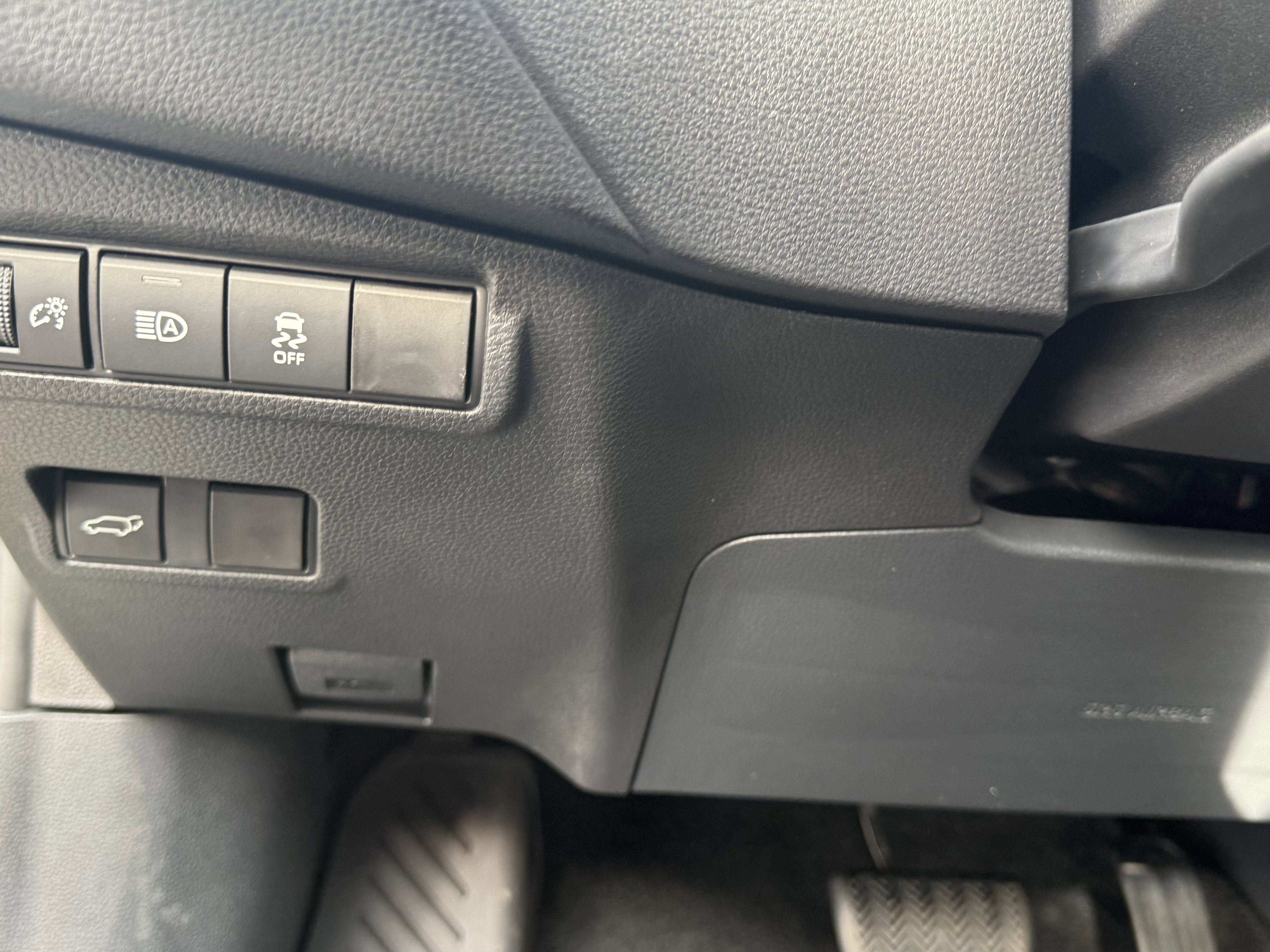 New 2026 Toyota Corolla Cross XLE image 27