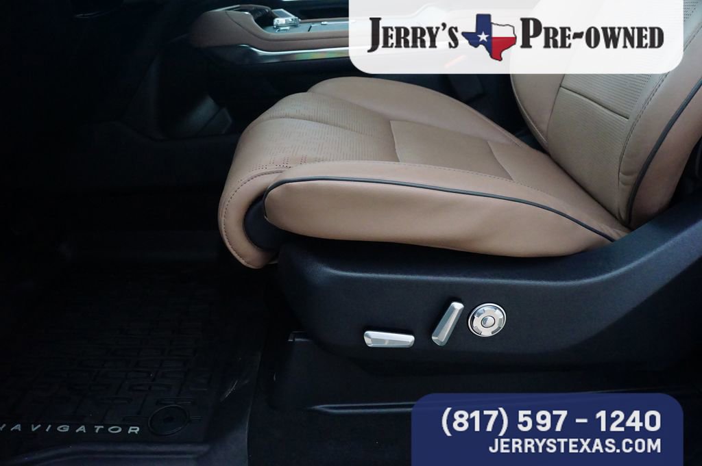 Used 2025 Lincoln Navigator L Black Label image 17