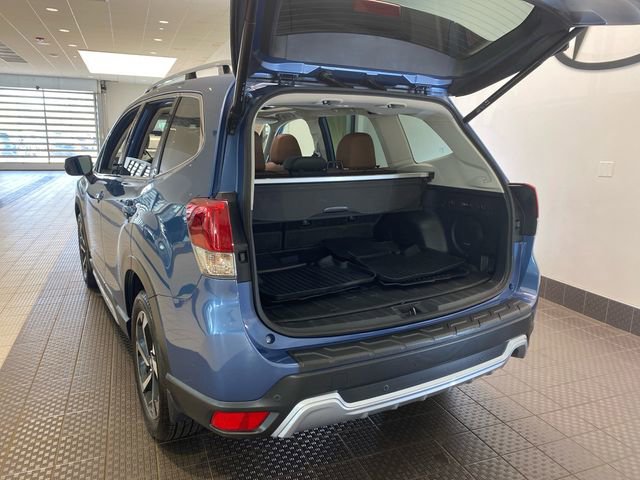 Used 2022 Subaru Forester Touring AWD/4WD image 27
