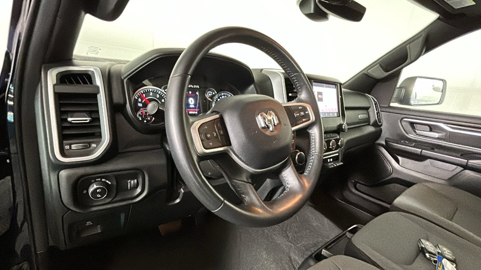 Used 2023 RAM 1500 Big Horn AWD/4WD image 16