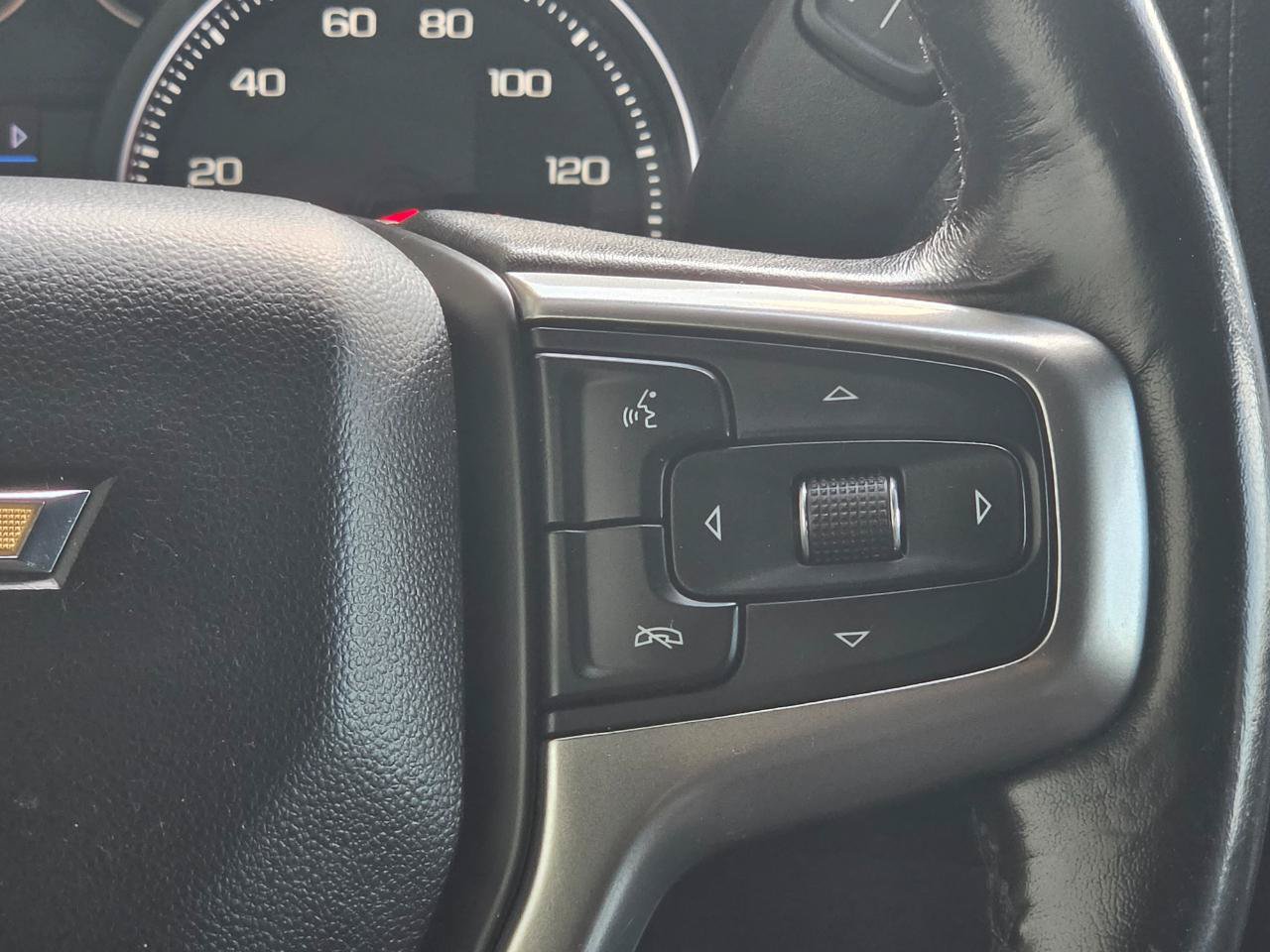 Used 2020 Chevrolet Silverado 1500 LT w/ All-Star Edition AWD/4WD image 17