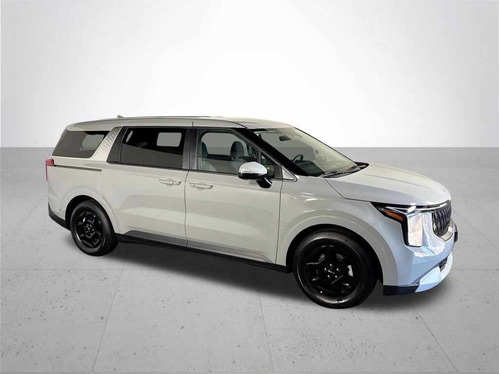 New 2027 Kia Carnival LX FWD image 4