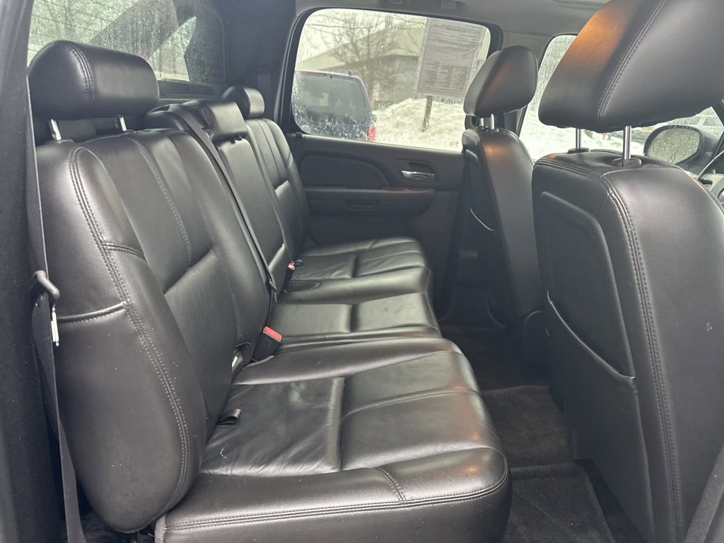 Used 2011 Chevrolet Avalanche LT w/ Luxury Package image 34