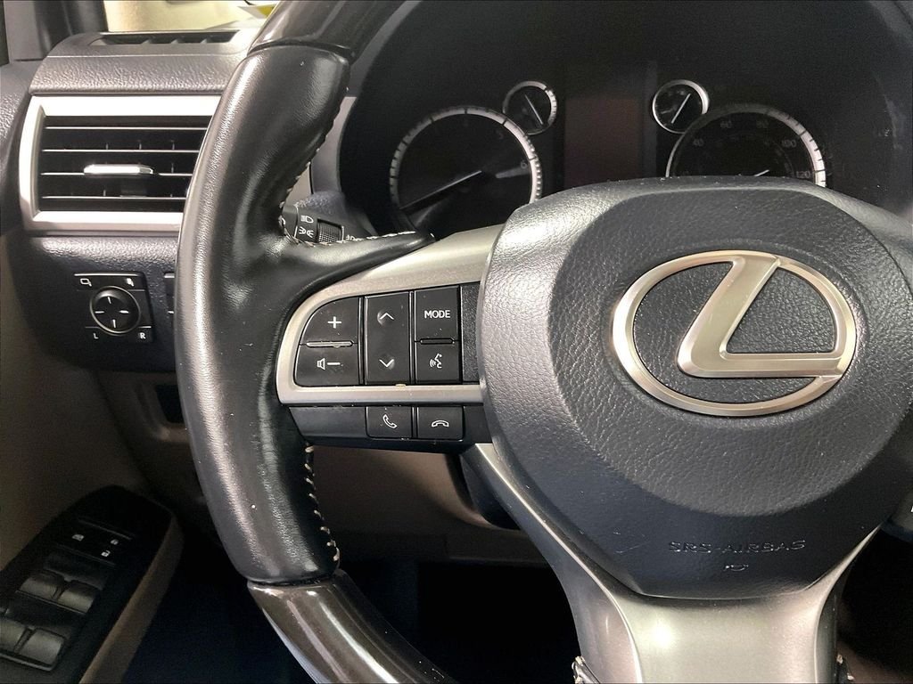 Used 2022 Lexus GX 460 Premium w/ Accessory Package AWD/4WD image 24