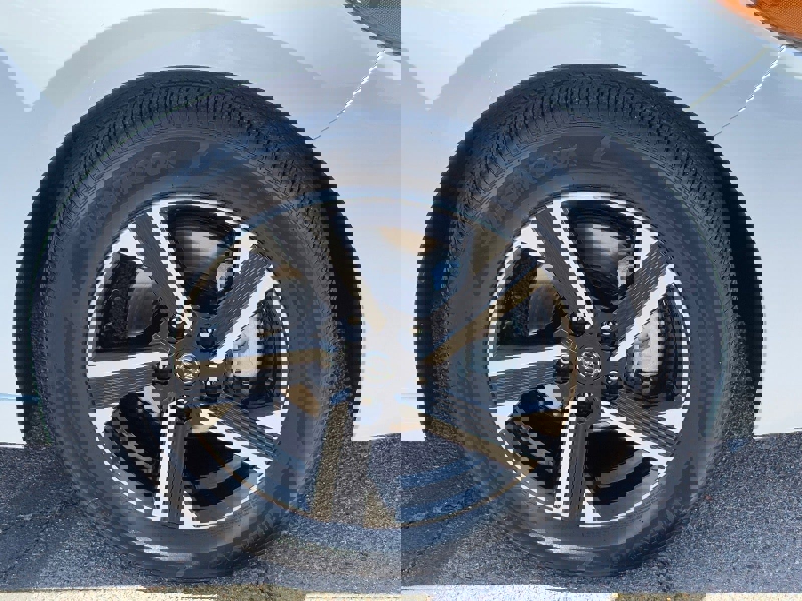 Certified 2025 Nissan Sentra SV image 8