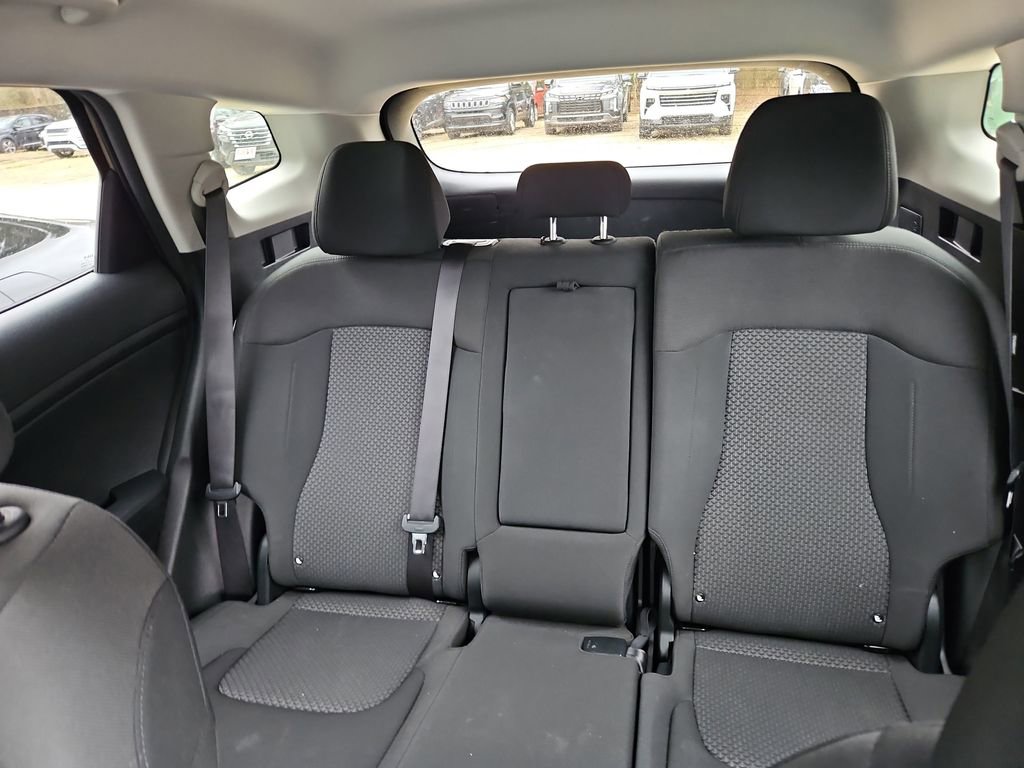 Used 2024 Kia Sportage LX image 11