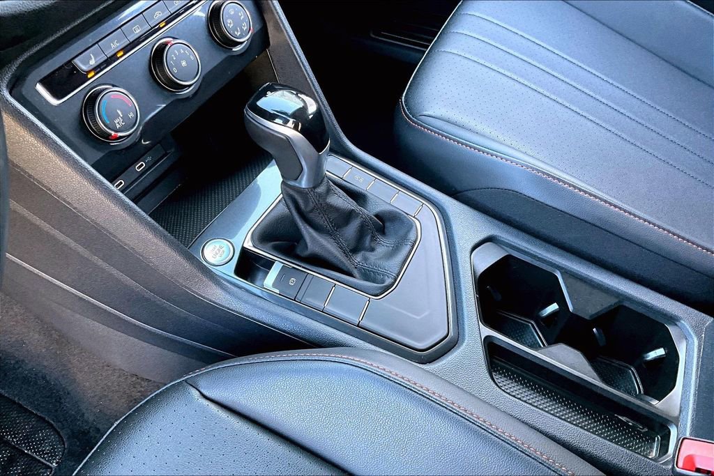 Used 2024 Volkswagen Tiguan Wolfsburg Edition image 12