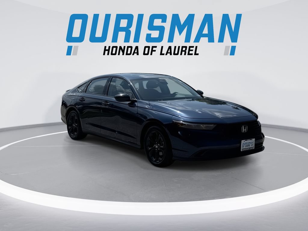 Used 2025 Honda Accord SE image 2