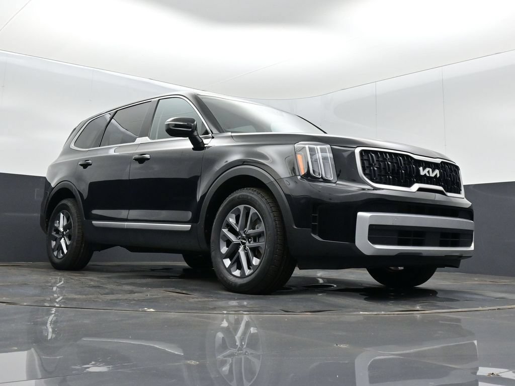 Used 2024 Kia Telluride LX FWD image 10