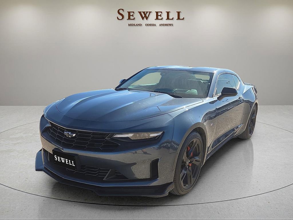 Used 2023 Chevrolet Camaro LT image 1
