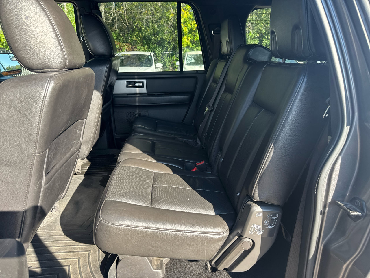 Used 2013 Ford Expedition EL Limited image 11