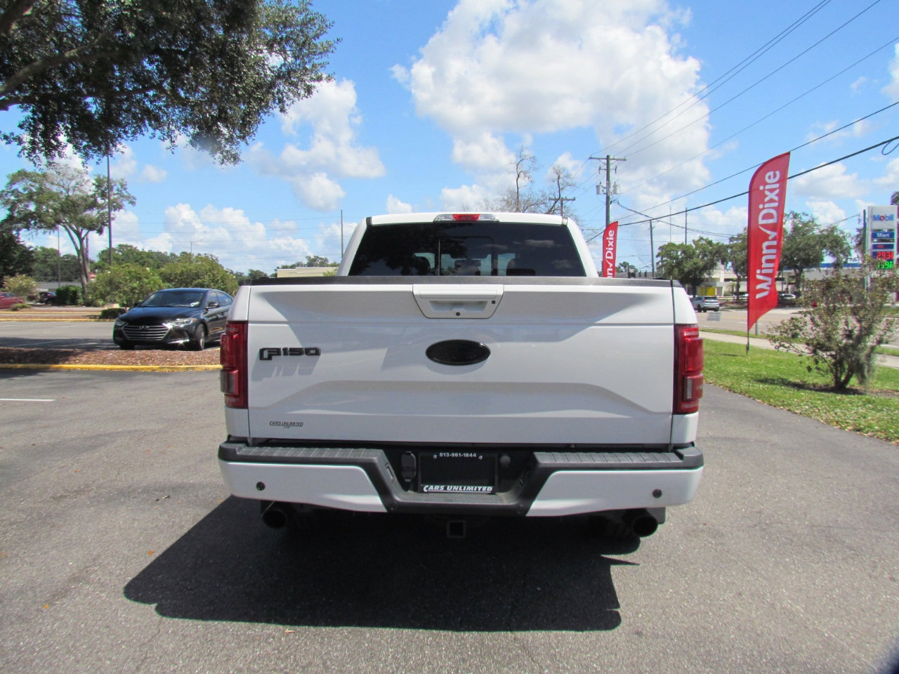 Used 2017 Ford F150 Lariat image 8