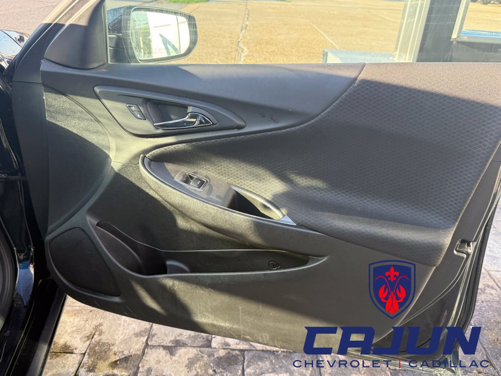 Used 2025 Chevrolet Malibu LT FWD image 17
