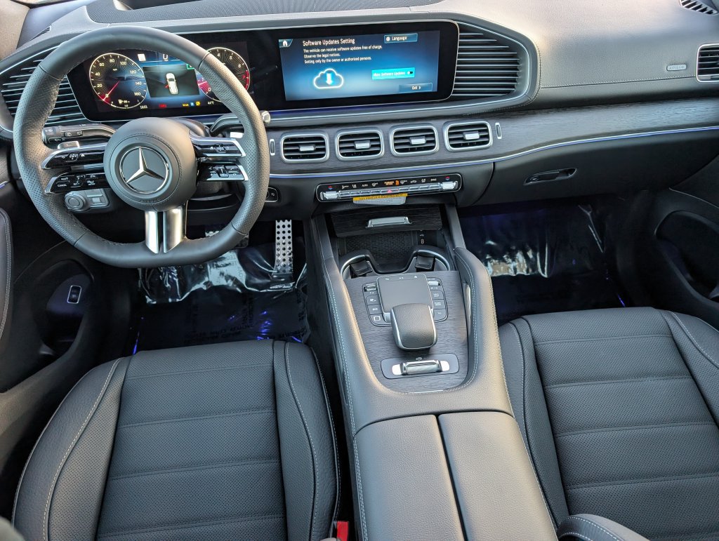 New 2026 Mercedes-Benz GLS 580 4MATIC image 26