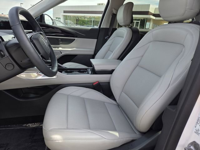 Certified 2026 Lincoln Nautilus Premier image 12