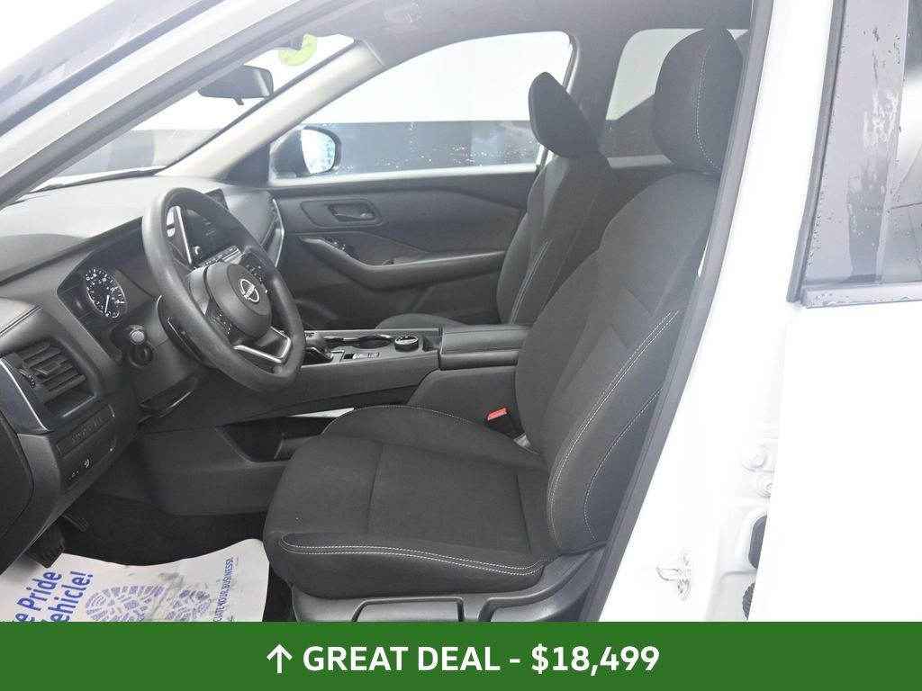 Used 2024 Nissan Rogue S image 28