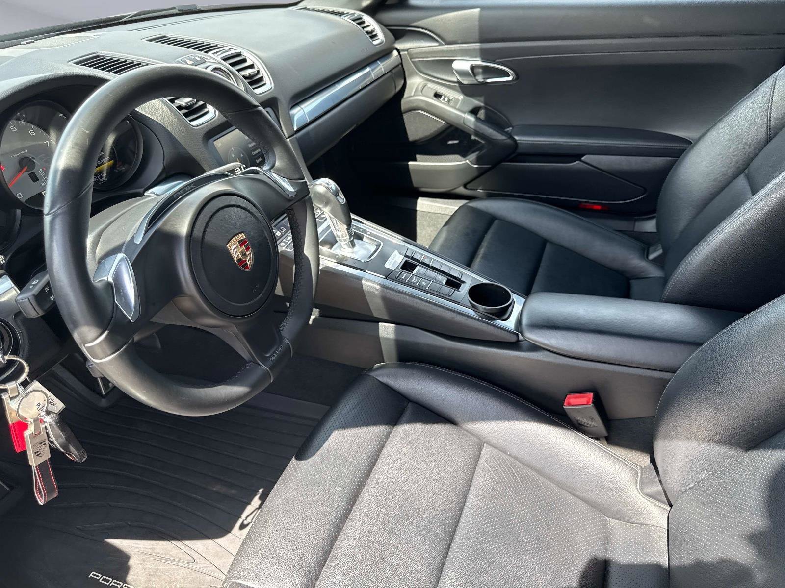 Used 2014 Porsche Boxster S image 16