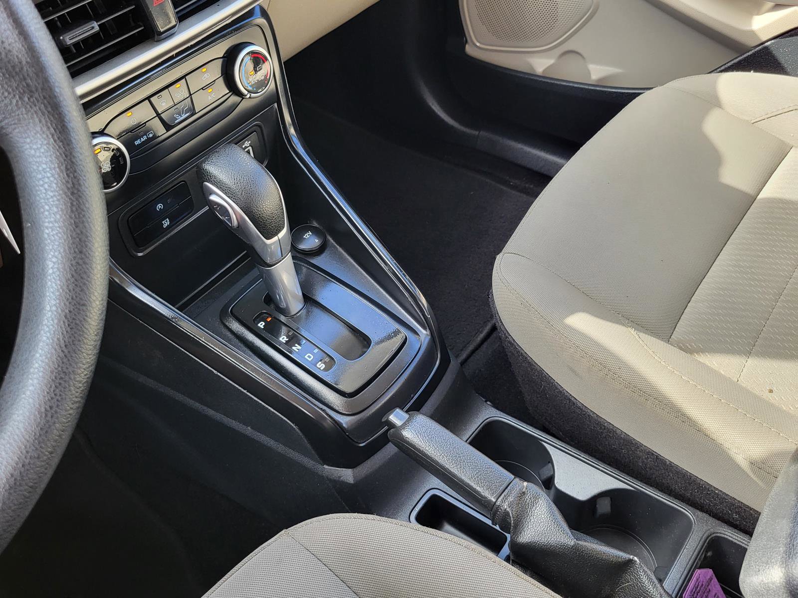 Used 2020 Ford EcoSport S image 28