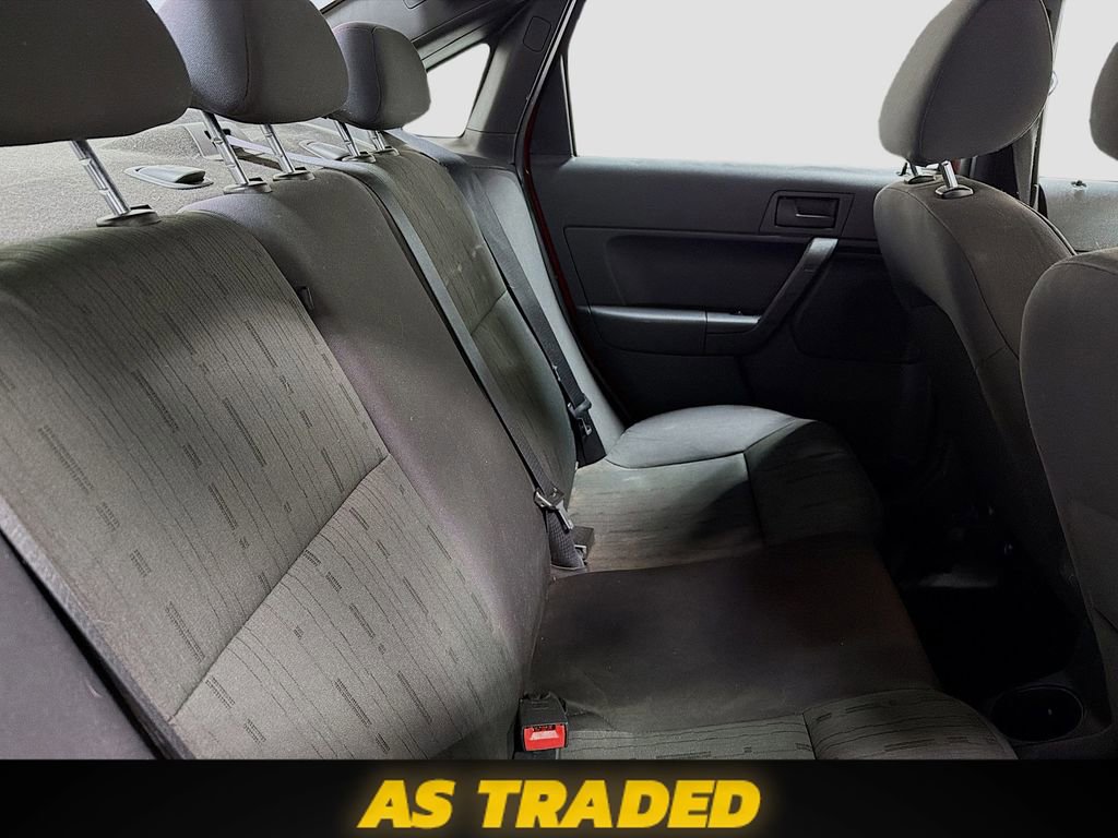 Used 2011 Ford Focus SE image 23