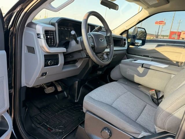 Used 2024 Ford F250 XL w/ STX Appearance Package AWD/4WD image 7