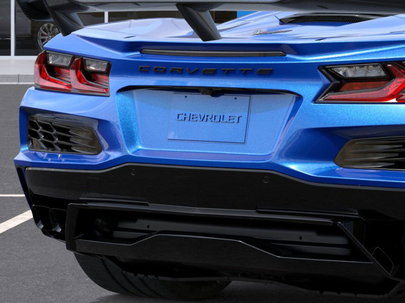 New 2026 Chevrolet Corvette E-Ray w/ Stealth Interior Trim Package AWD/4WD image 14