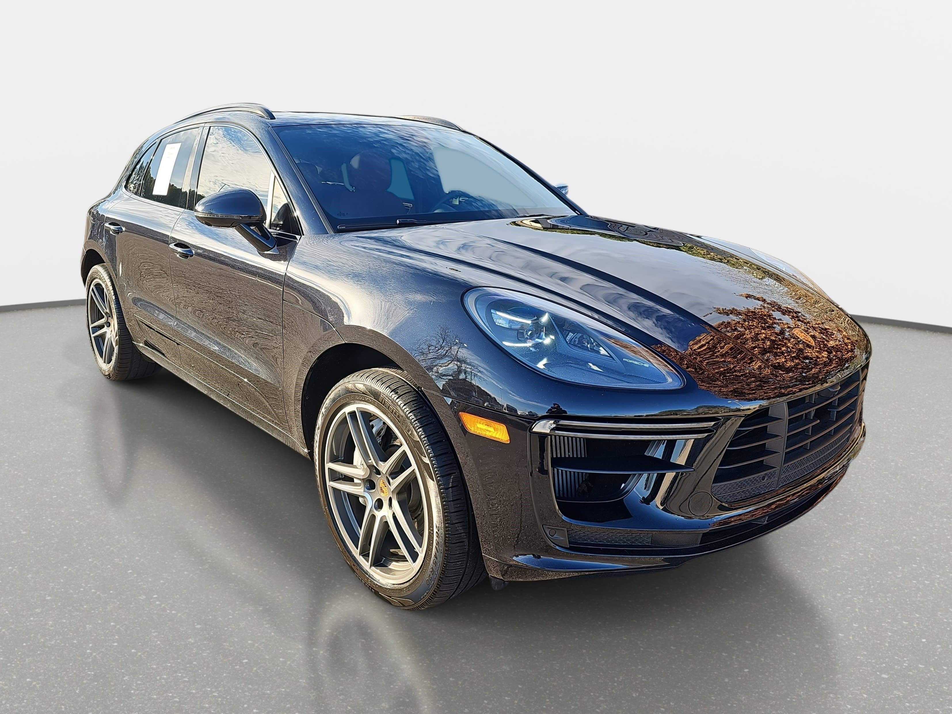 Used 2021 Porsche Macan Turbo image 3