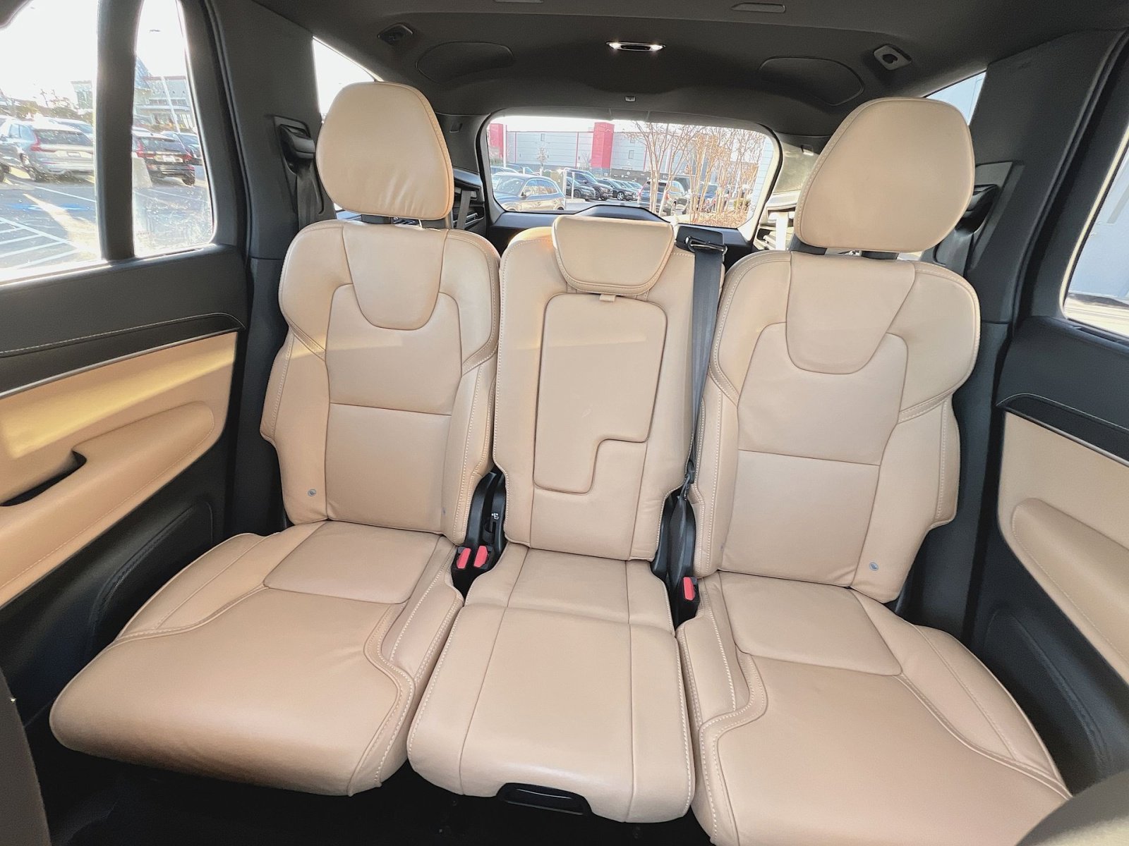 Used 2022 Volvo XC90 T6 Inscription w/ Advanced Package image 25