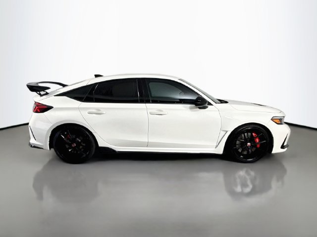 Used 2024 Honda Civic Type R image 11