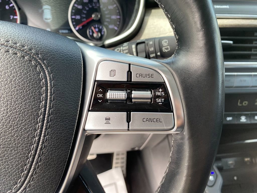 Used 2022 Kia Telluride SX w/ SX Prestige Package image 17