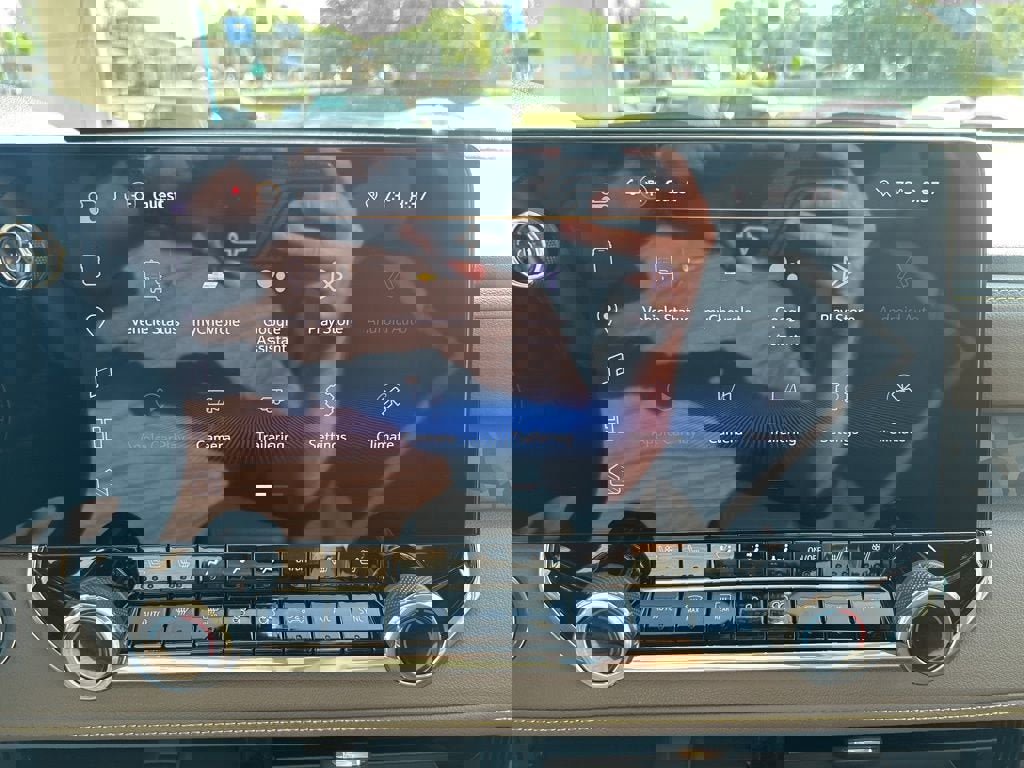 New 2026 Chevrolet Colorado ZR2 w/ Technology Package image 13