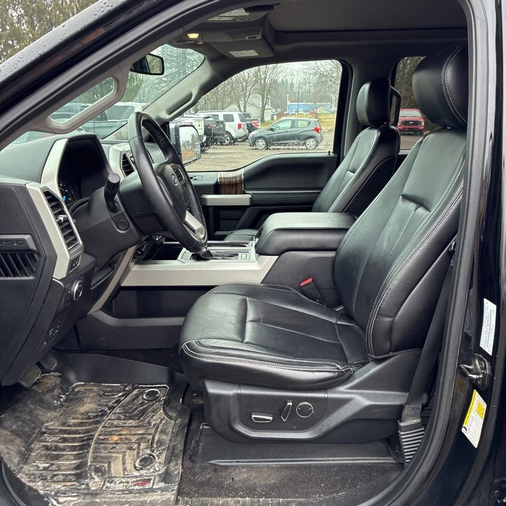 Used 2018 Ford F150 Lariat w/ Equipment Group 502A Luxury AWD/4WD image 5